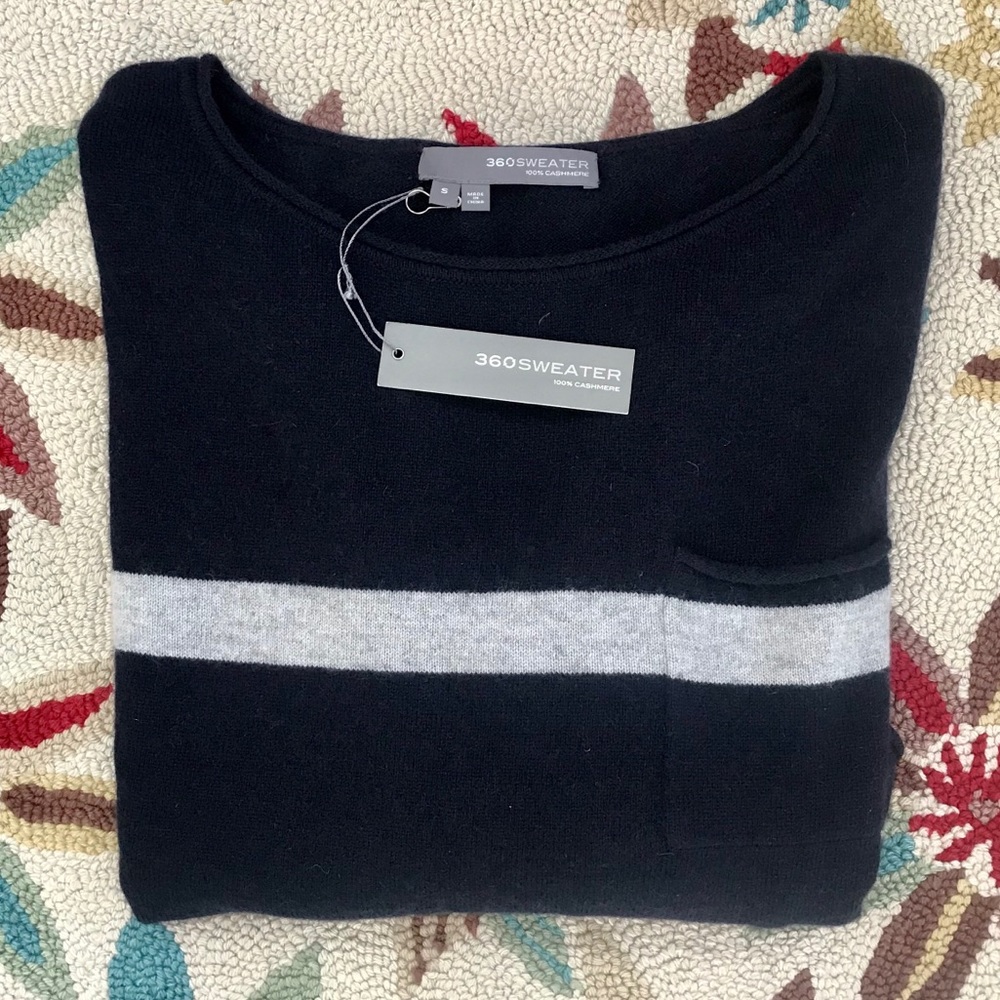 360 Cashmere NWT 3/4 Sleeve Navy Sweater w. Stripe